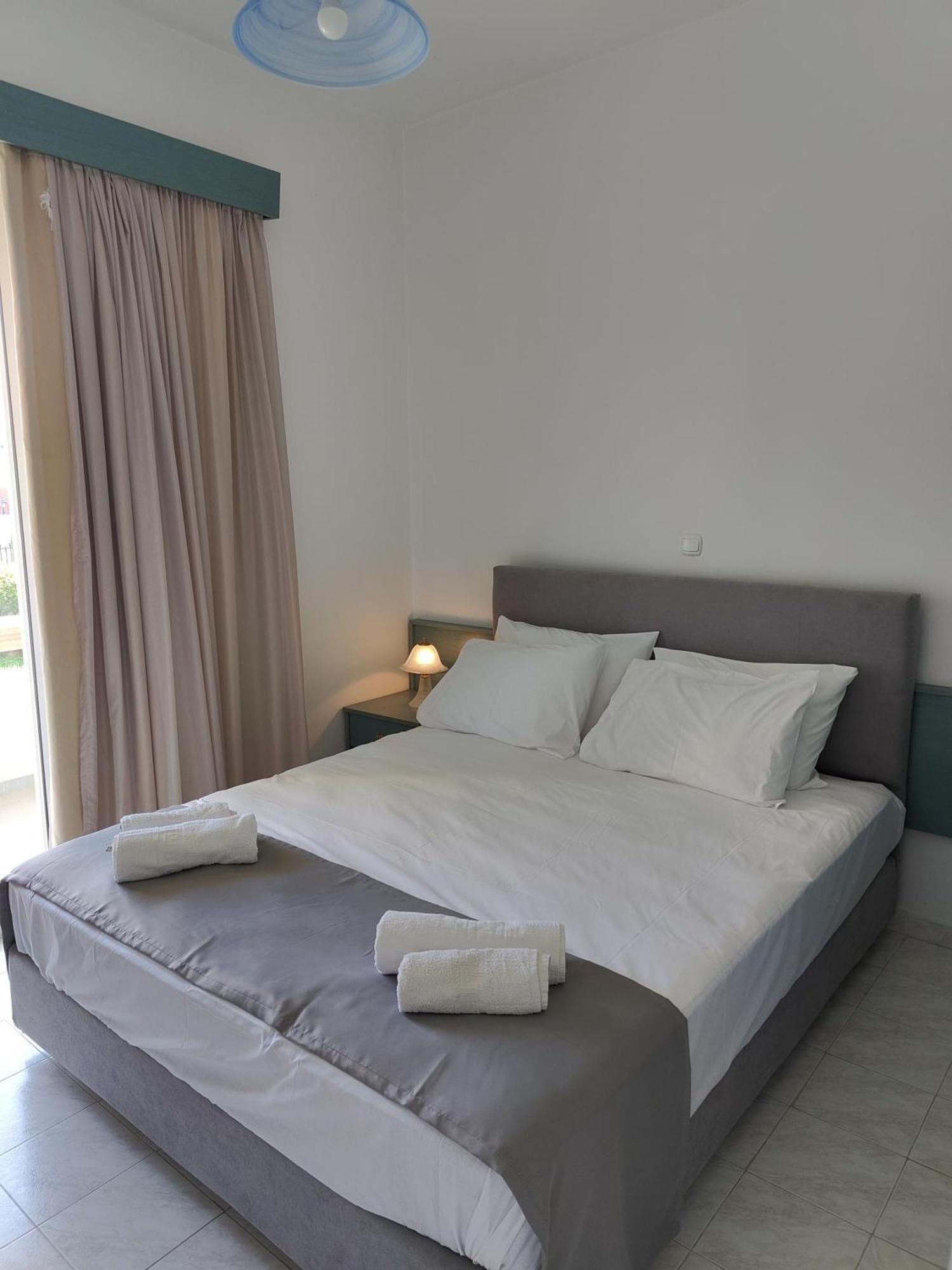 Lefteris Apartments In إياليسوس المظهر الخارجي الصورة