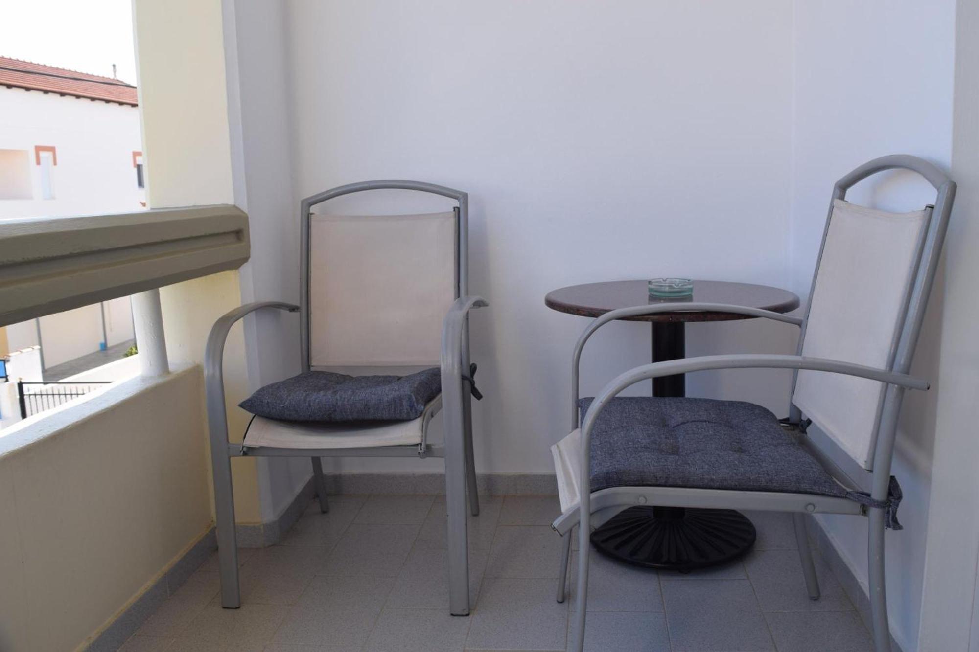 Lefteris Apartments In إياليسوس المظهر الخارجي الصورة